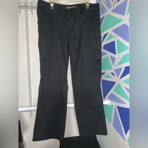 Dickies women’s pants, relaxed fit.